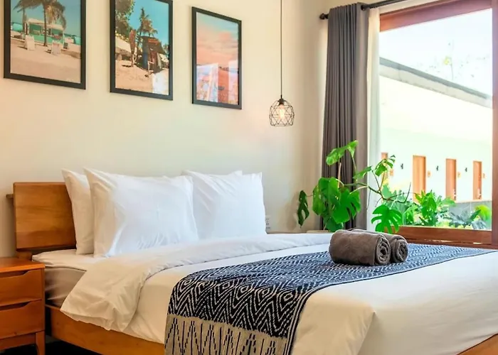 Lay Day Party And Surf Hostel Uluwatu Хостел Улувату